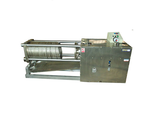 不銹鋼材質(zhì)全自動(dòng)臥式液壓榨油機(jī)DLW-100DS,自動(dòng)壓榨退榨，古法榨油機(jī)